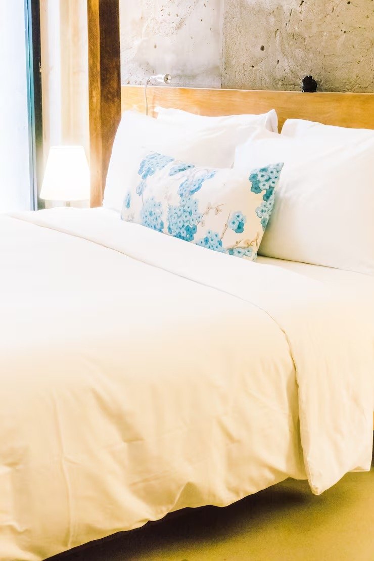 Black Bed Sheet